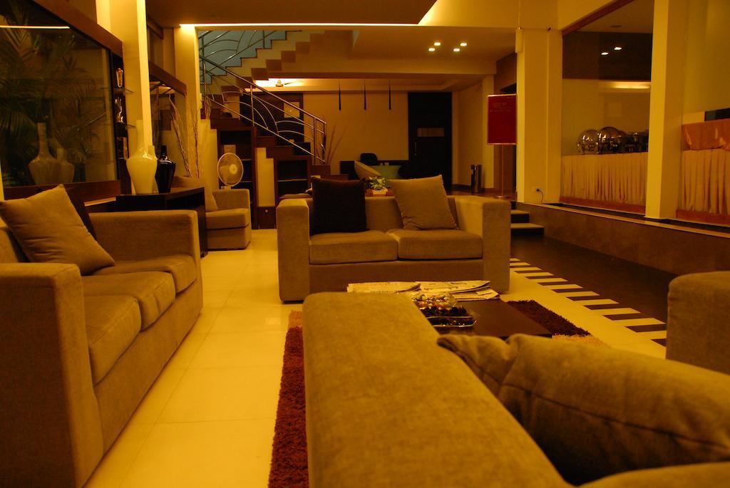 מלון פלקאד Sayoojyam Residency מראה חיצוני תמונה